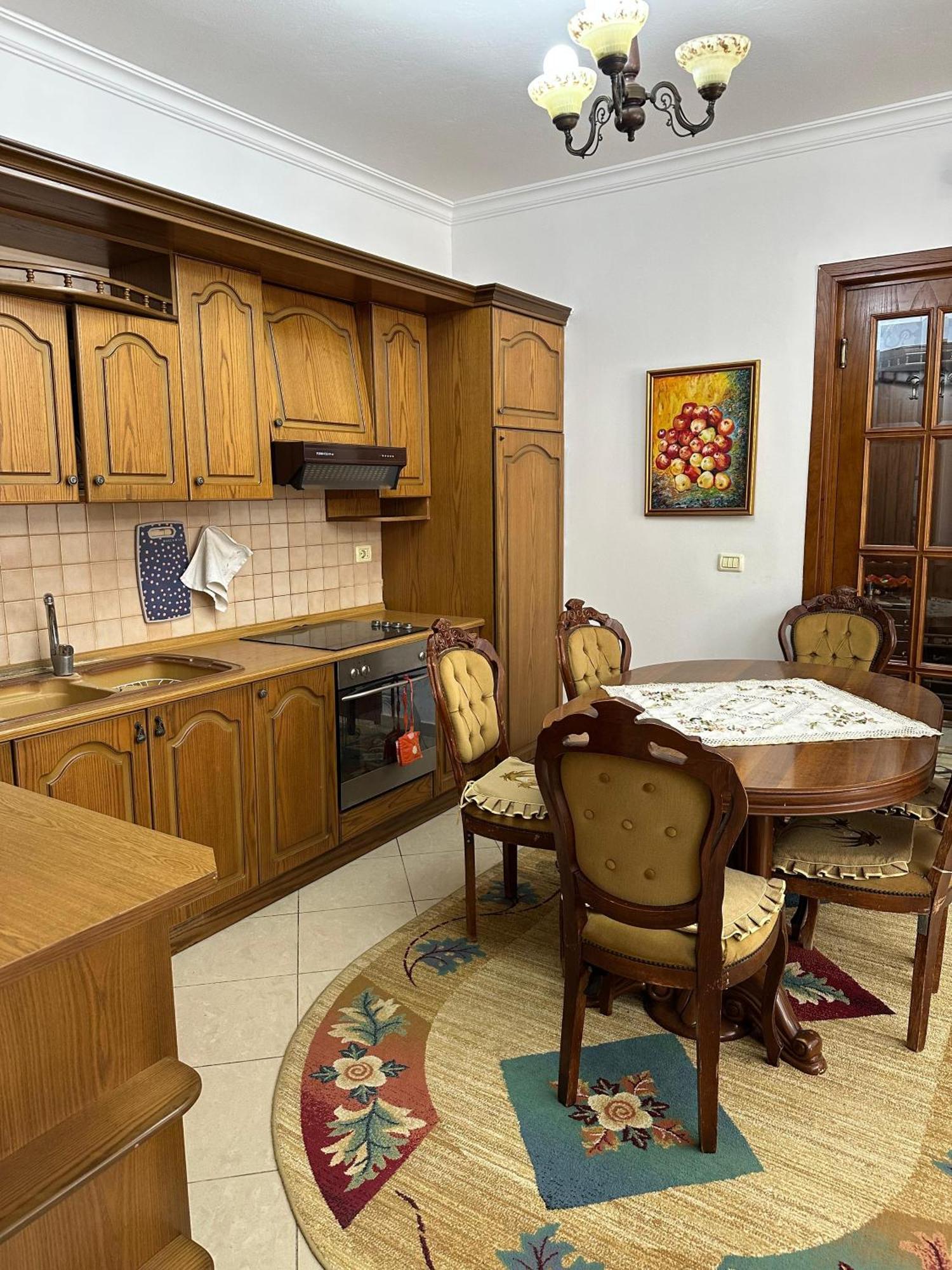 Gledis Apartment